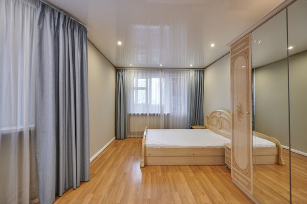 Продам трехкомнатную (3-комн.) квартиру, Цюрупы ул, 6, Москва г