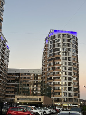 Продам двухкомнатную (2-комн.) квартиру, им. Леонида Лаврова (Пашковский жилой ма ул, 8к1, Краснодар г