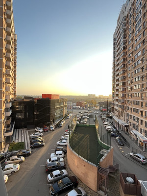 Продам двухкомнатную (2-комн.) квартиру, им. Леонида Лаврова (Пашковский жилой ма ул, 8к1, Краснодар г