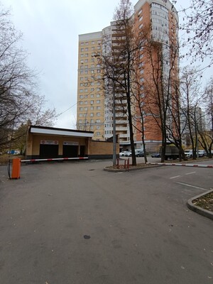 Продам двухкомнатную (2-комн.) квартиру, Сиреневый б-р, 44к1, Москва г