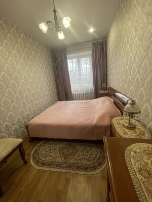 Продам трехкомнатную (3-комн.) квартиру, Анадырский проезд, 27, Москва г