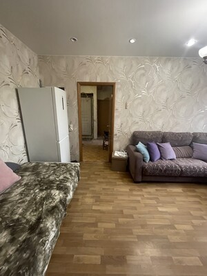 Продам трехкомнатную (3-комн.) квартиру, Анадырский проезд, 27, Москва г