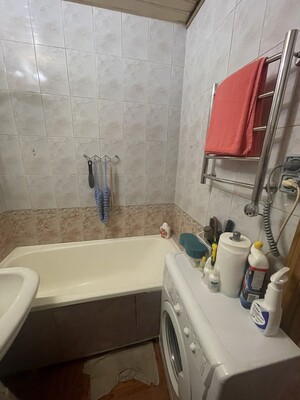 Продам трехкомнатную (3-комн.) квартиру, Анадырский проезд, 27, Москва г