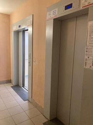 Продам двухкомнатную (2-комн.) квартиру, Малая Бухарестская ул, 3, Санкт-Петербург г