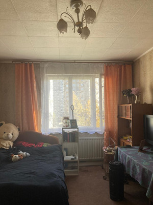 Продам двухкомнатную (2-комн.) квартиру, Малая Бухарестская ул, 3, Санкт-Петербург г