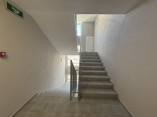 Продам однокомнатную (1-комн.) квартиру, Набережная ул, 17, Саки г