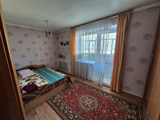 Продам трехкомнатную (3-комн.) квартиру, Мира ул, 2, Суслонгер пгт