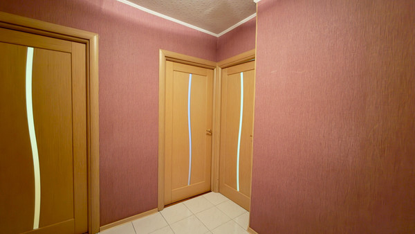 Продам трехкомнатную (3-комн.) квартиру, Октябрьский пр-кт, 47, Сыктывкар г