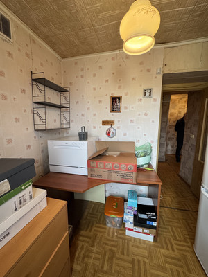 Продам двухкомнатную (2-комн.) квартиру, Брянской Пролетарской Дивизии ул, 17, Брянск г