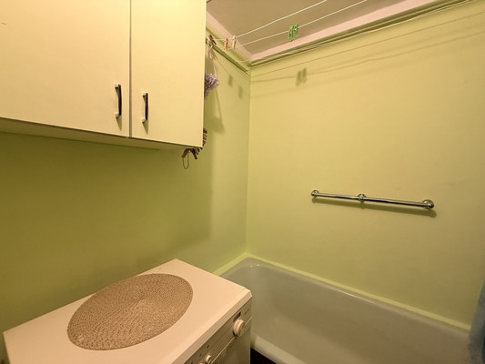 Продам трехкомнатную (3-комн.) квартиру, Чавайна б-р, 23, Йошкар-Ола г