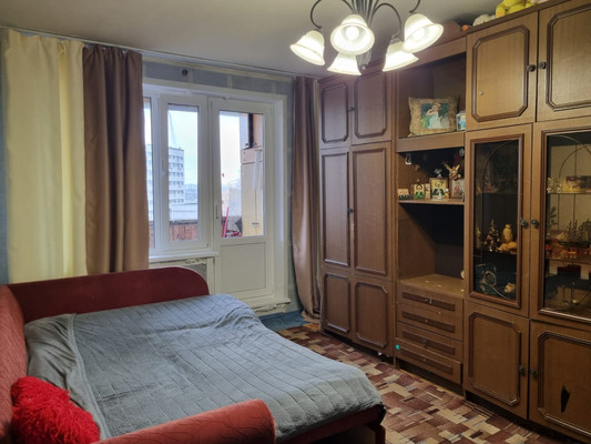 Продам трехкомнатную (3-комн.) квартиру, Самаркандский б-р, 6к2, Москва г