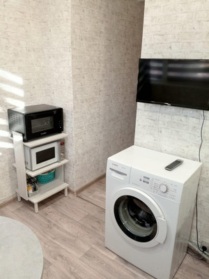 Продам трехкомнатную (3-комн.) квартиру, Танкиста Хрустицкого ул, 7, Санкт-Петербург г