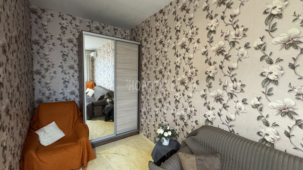 Продам однокомнатную (1-комн.) квартиру, Комсомольская ул, 67, Абинск г