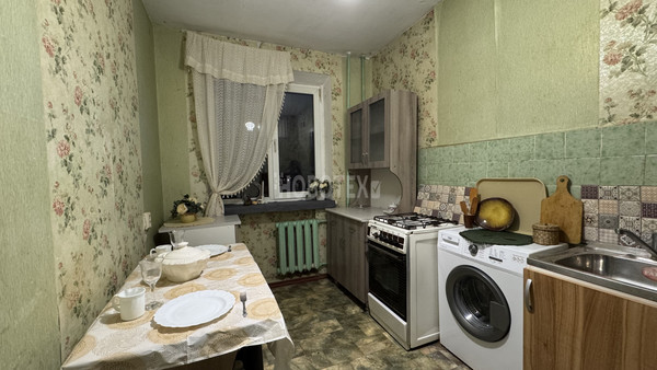 Продам однокомнатную (1-комн.) квартиру, Комсомольская ул, 67, Абинск г