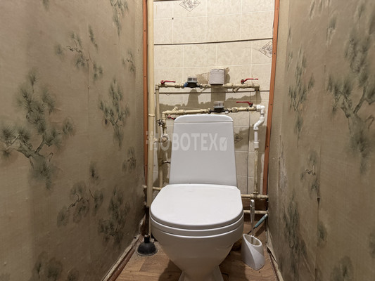 Продам однокомнатную (1-комн.) квартиру, Комсомольская ул, 67, Абинск г