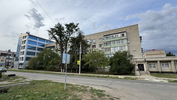 Продам однокомнатную (1-комн.) квартиру, Комсомольская ул, 67, Абинск г