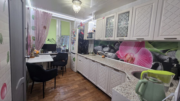 Продам двухкомнатную (2-комн.) квартиру, Калибровская ул, 11, Москва г