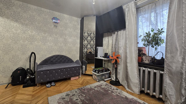 Продам двухкомнатную (2-комн.) квартиру, Калибровская ул, 11, Москва г