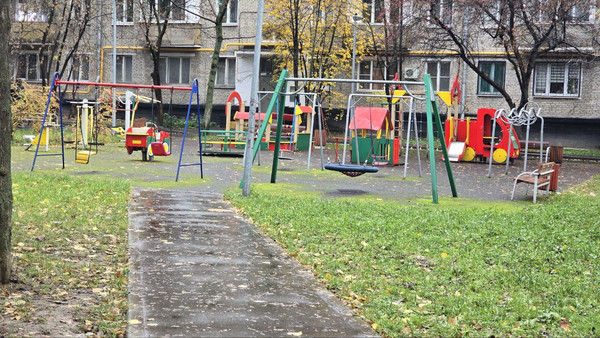 Продам двухкомнатную (2-комн.) квартиру, Калибровская ул, 11, Москва г