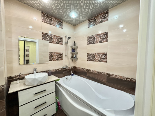 Продам двухкомнатную (2-комн.) квартиру, Авиарембаза ул, 8, Федурново д