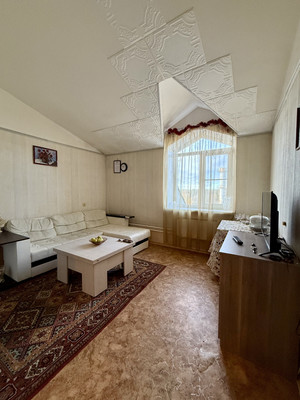 Продам трехкомнатную (3-комн.) квартиру, Заречная ул, 10, Сертолово г