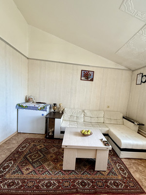 Продам трехкомнатную (3-комн.) квартиру, Заречная ул, 10, Сертолово г