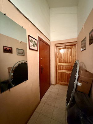 Продам трехкомнатную (3-комн.) квартиру, Заречная ул, 10, Сертолово г