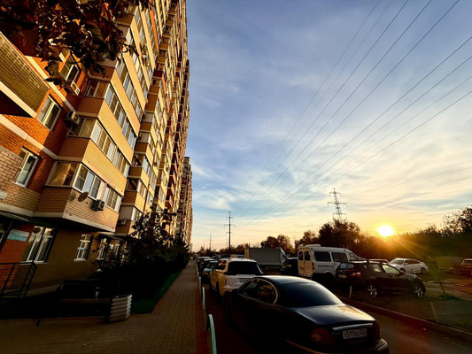 Продам двухкомнатную (2-комн.) квартиру, Автолюбителей ул, 1/7к2, Краснодар г