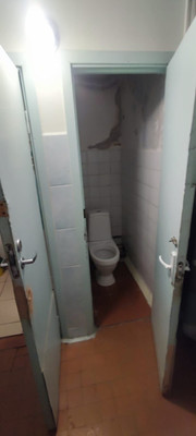 Продам комнату в 6-комн. квартире, Бухарестская ул, 128Ак2, Санкт-Петербург г