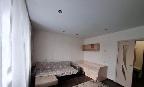 Сдам однокомнатную (1-комн.) квартиру, Молокова ул, 10, Красноярск г