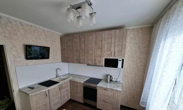 Сдам однокомнатную (1-комн.) квартиру, Молокова ул, 10, Красноярск г