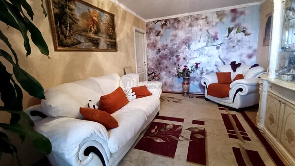 Продам двухкомнатную (2-комн.) квартиру, Керамический проезд, 65к1, Москва г