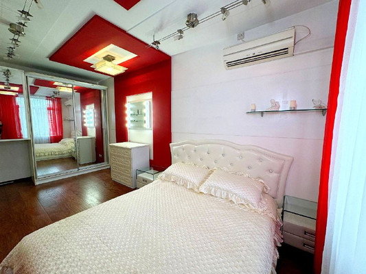 Продам трехкомнатную (3-комн.) квартиру, Мира пр-кт, 30, Комсомольск-на-Амуре г