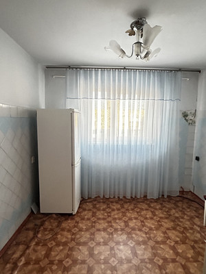 Продам двухкомнатную (2-комн.) квартиру, Капитана Маклакова ул, 25, Мурманск г