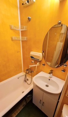 Продам однокомнатную (1-комн.) квартиру, Валдайский проезд, 12, Москва г