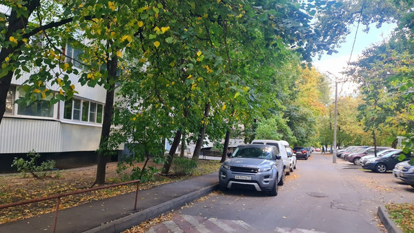 Продам однокомнатную (1-комн.) квартиру, Валдайский проезд, 12, Москва г