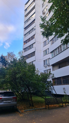 Продам однокомнатную (1-комн.) квартиру, Валдайский проезд, 12, Москва г