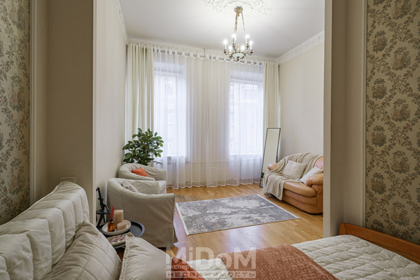 Продам однокомнатную (1-комн.) квартиру, Рылеева ул, 6, Санкт-Петербург г