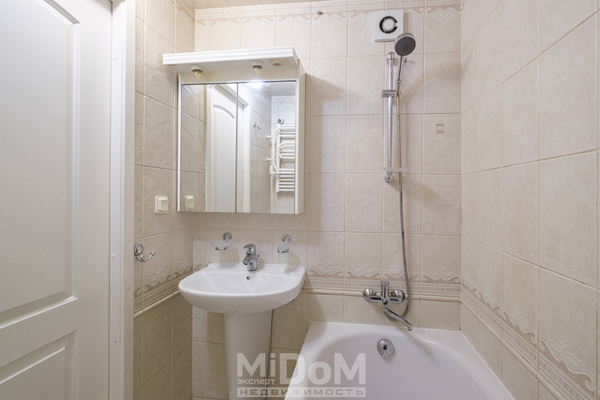 Продам однокомнатную (1-комн.) квартиру, Рылеева ул, 6, Санкт-Петербург г