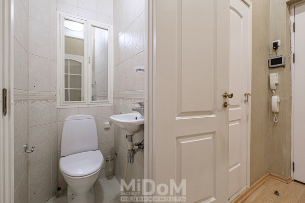 Продам однокомнатную (1-комн.) квартиру, Рылеева ул, 6, Санкт-Петербург г