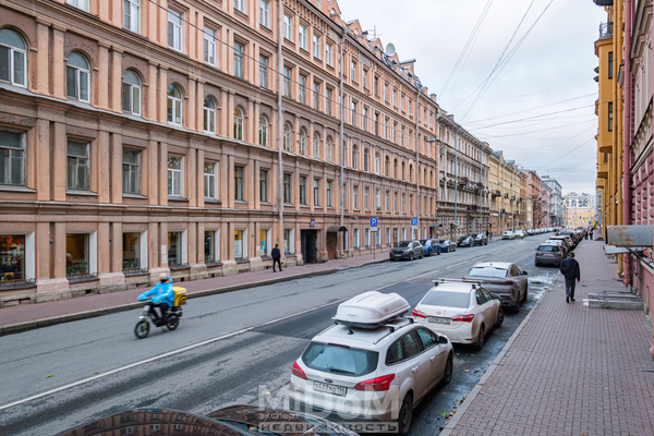 Продам однокомнатную (1-комн.) квартиру, Рылеева ул, 6, Санкт-Петербург г