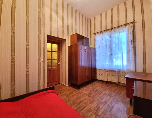 Продам двухкомнатную (2-комн.) квартиру, Заводской пр-кт, 38А, Колпино г