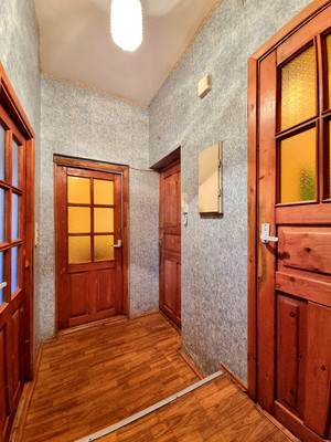 Продам двухкомнатную (2-комн.) квартиру, Заводской пр-кт, 38А, Колпино г