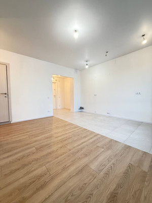 Продам трехкомнатную (3-комн.) квартиру, 100 кв-л, 1к3, Москва г