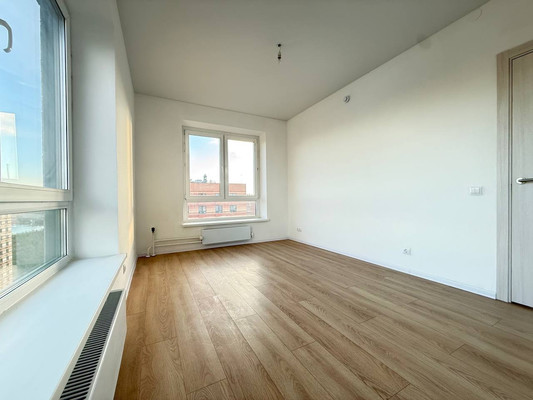 Продам трехкомнатную (3-комн.) квартиру, 100 кв-л, 1к3, Москва г