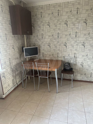 Сдам двухкомнатную (2-комн.) квартиру, Октябрьская ул, 97ка, Тихорецк г