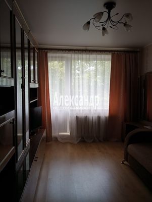 Продам двухкомнатную (2-комн.) квартиру, 5, Молодцово п