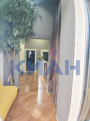 Продам торговое помещение 133,8 м2, Авиаторов ул, 33, Красноярск г