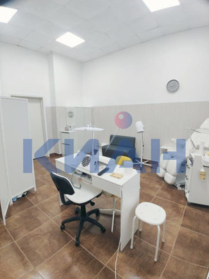 Продам торговое помещение 133,8 м2, Авиаторов ул, 33, Красноярск г