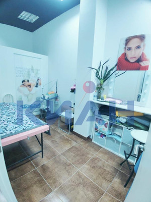 Продам торговое помещение 133,8 м2, Авиаторов ул, 33, Красноярск г